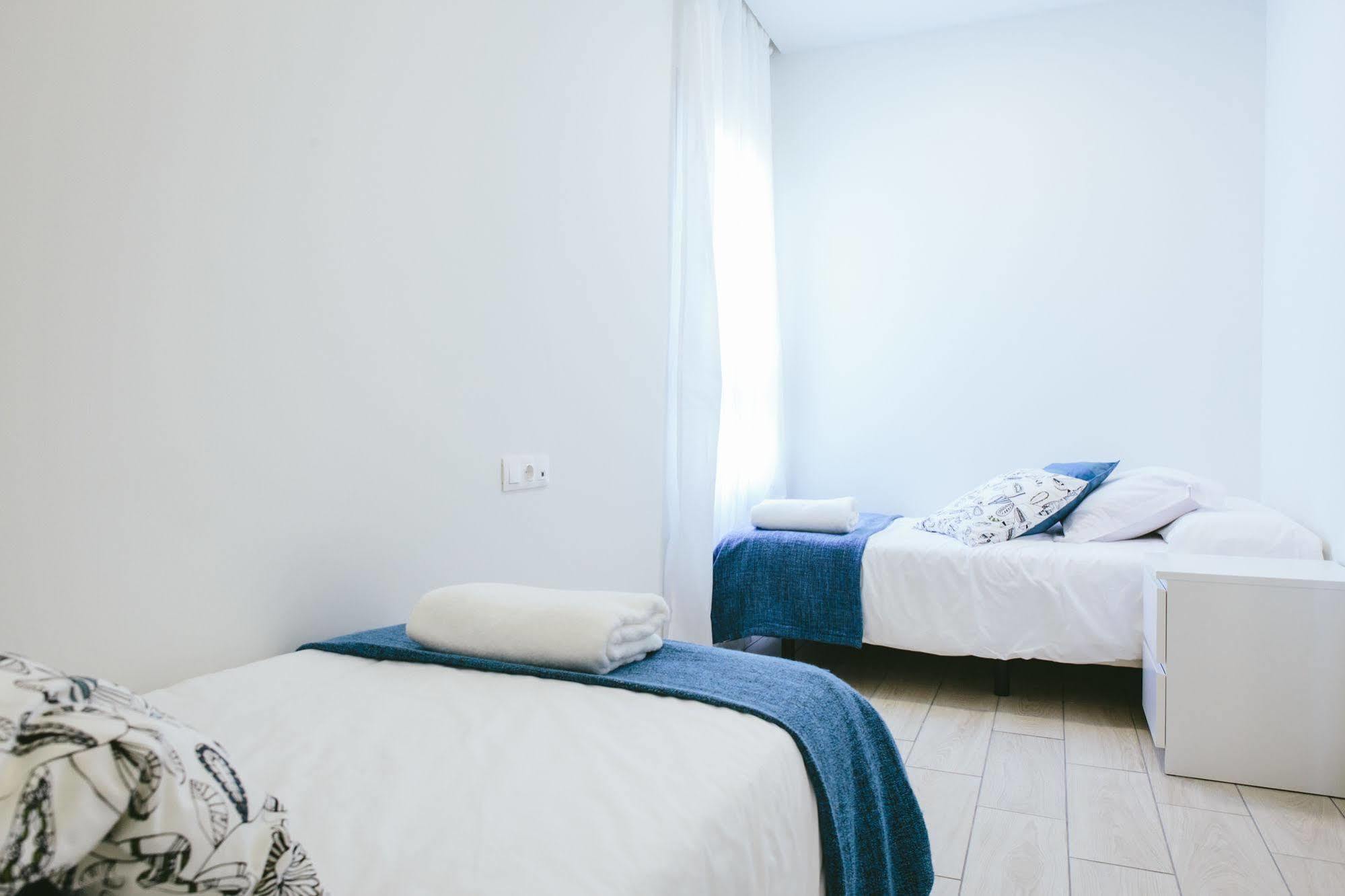 The Lucky Flats - Poeta Quintana Apartment Alicante Luaran gambar